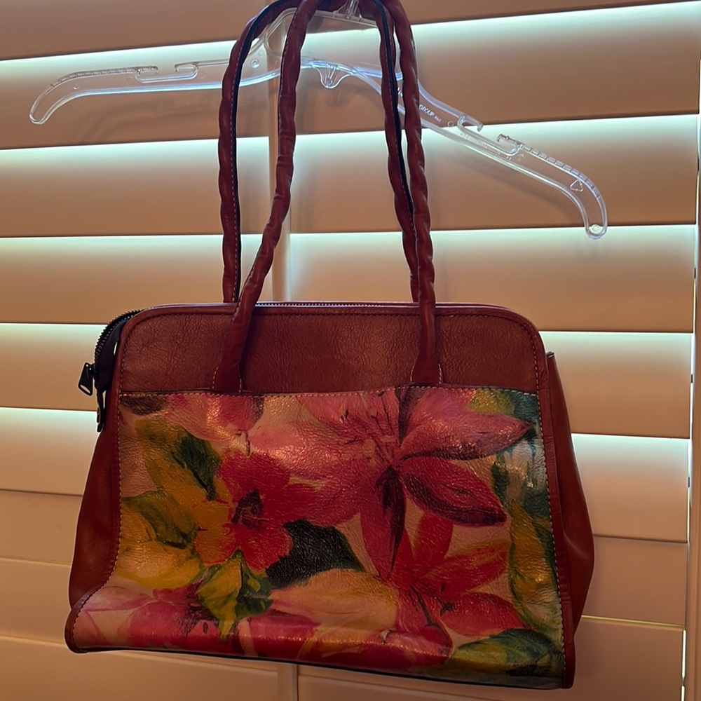 Patricia Nash purse.
